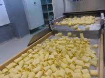 Pasta vom Flie&szlig;band