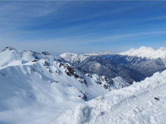 &Uuml;ber den Gipfeln auf 2300 Meter H&ouml;he