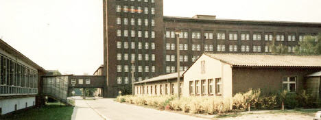 Musikbaracke hin zu A